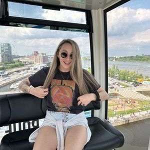 Meet your Posher, Austin